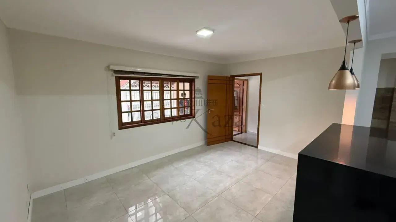 Imperdível - Oportunidade - Casa - Bosque dos Eucaliptos - 3 Dormitórios - 156m².