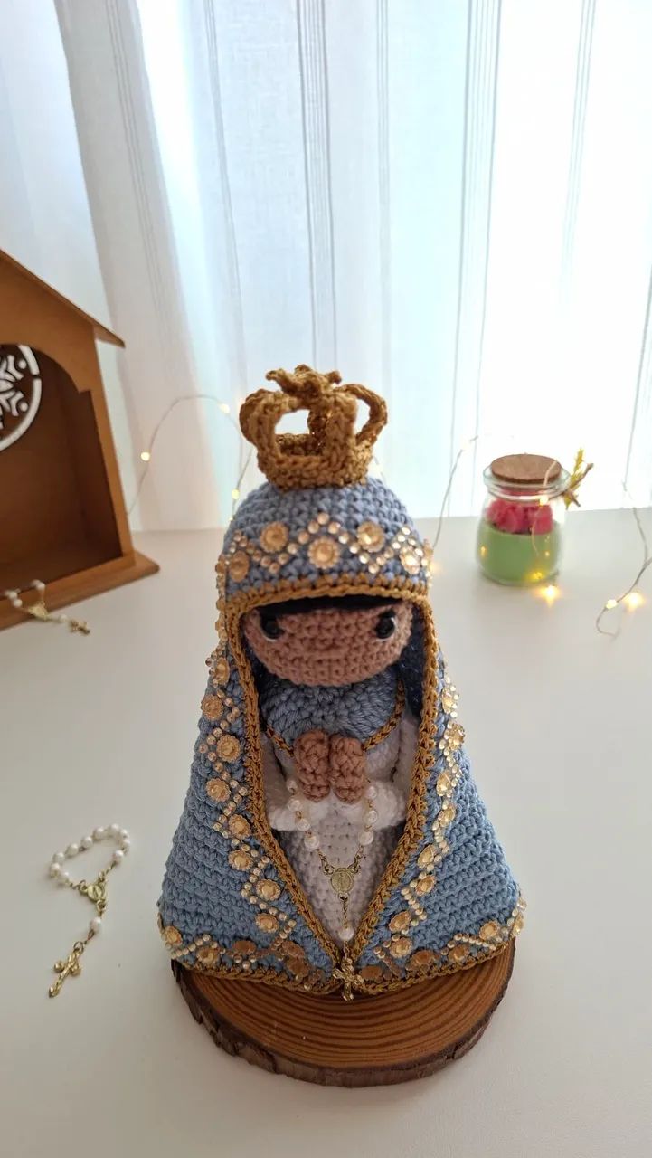 Santinha crochê Amigurumi  - Foto 3
