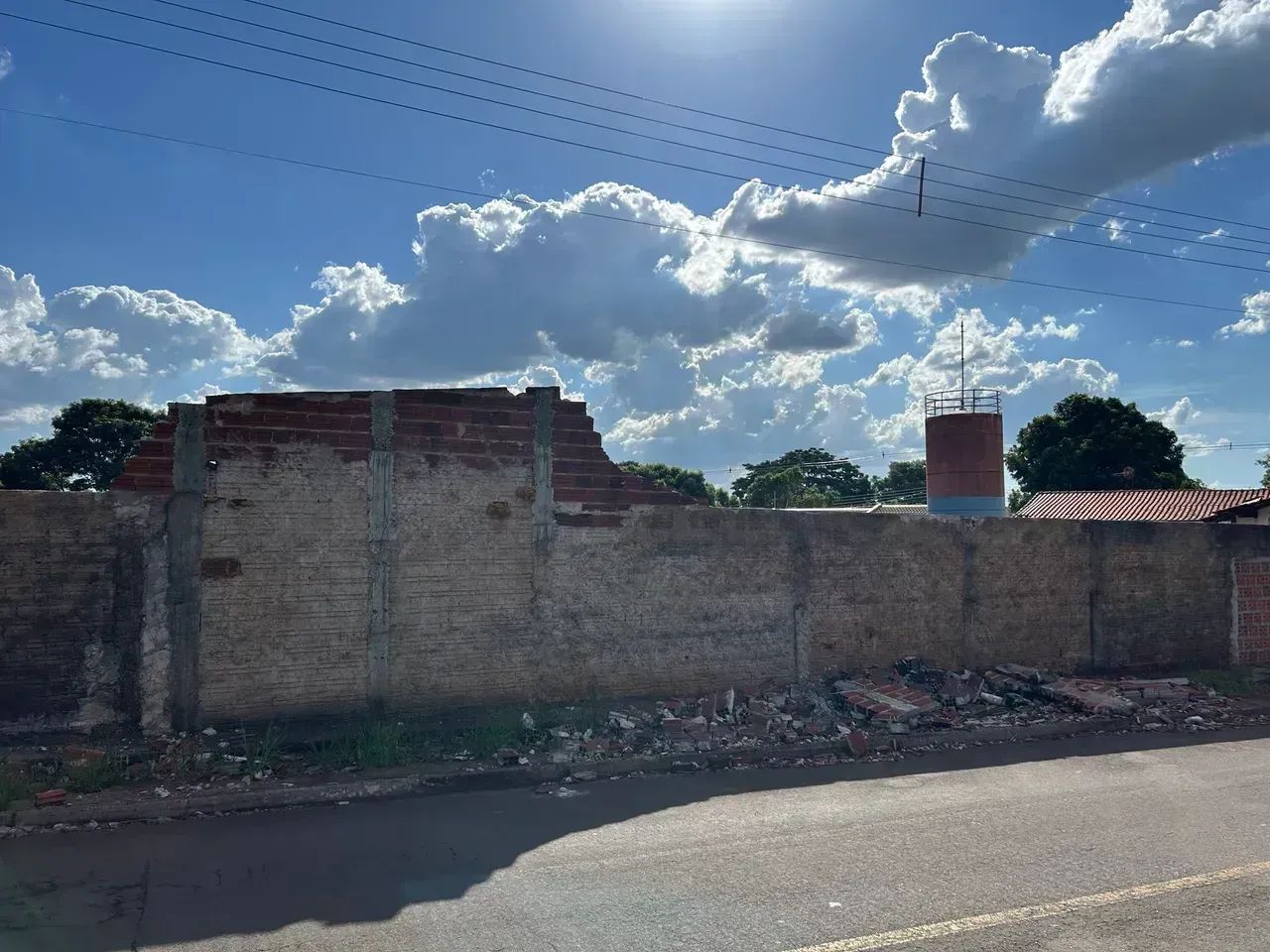 ótimo terreno com escritório e guarita 2.400 m² - Foto 4