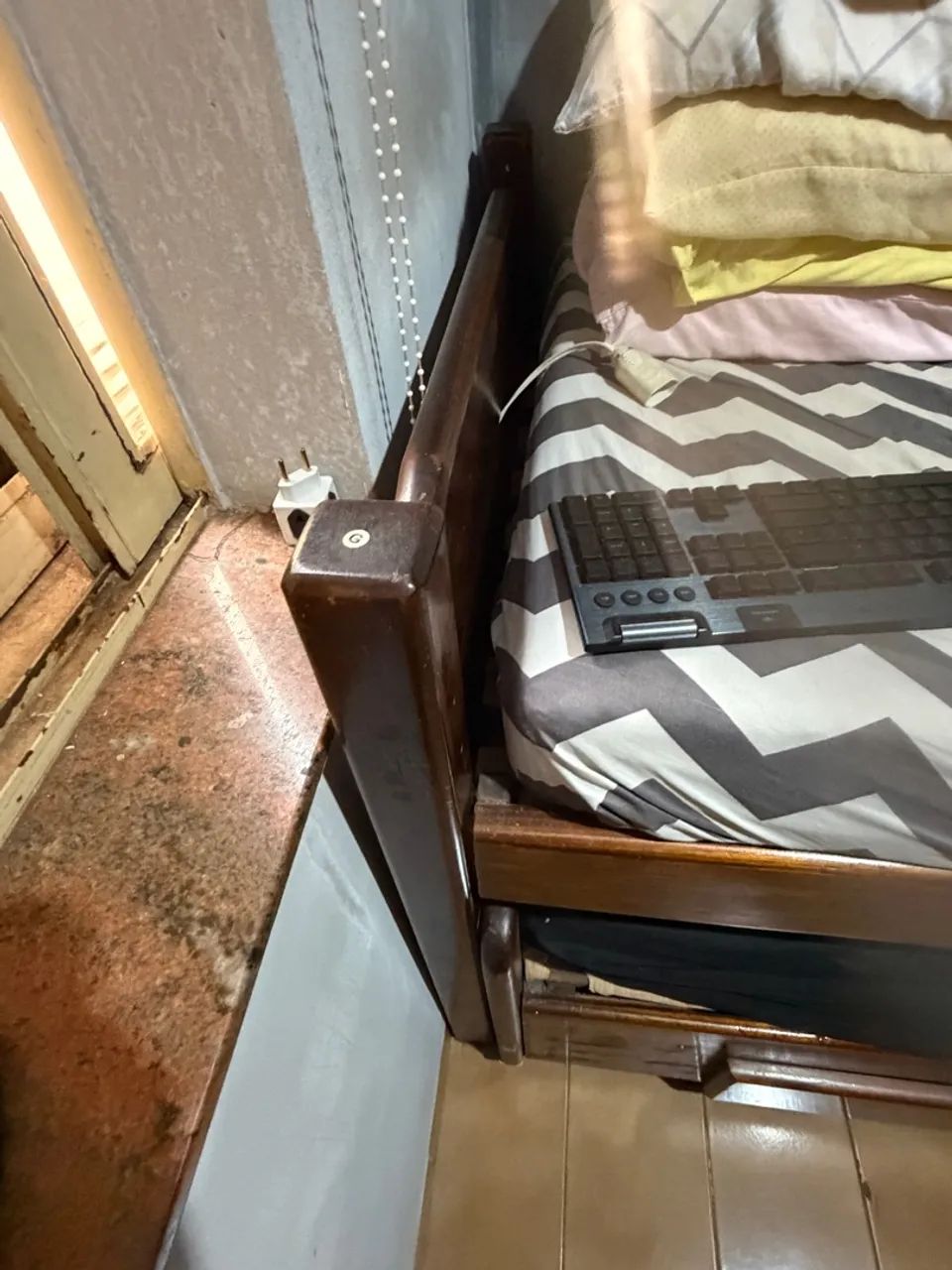 Cama solteiro com cama auxiliar  - Foto 3