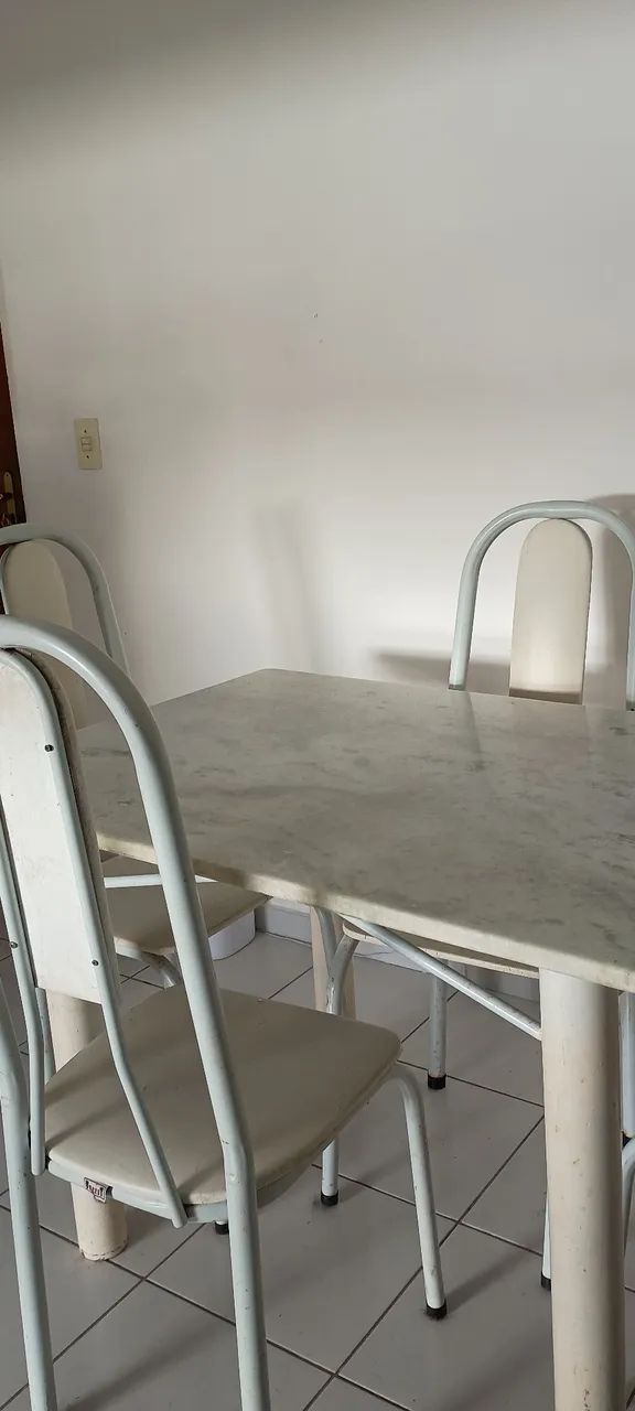 Mesa de mármore
