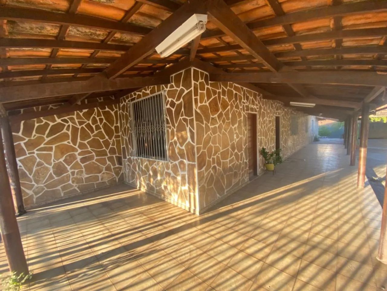 Casa com 4 quartos para alugar em Sete Lagoas - Foto 5
