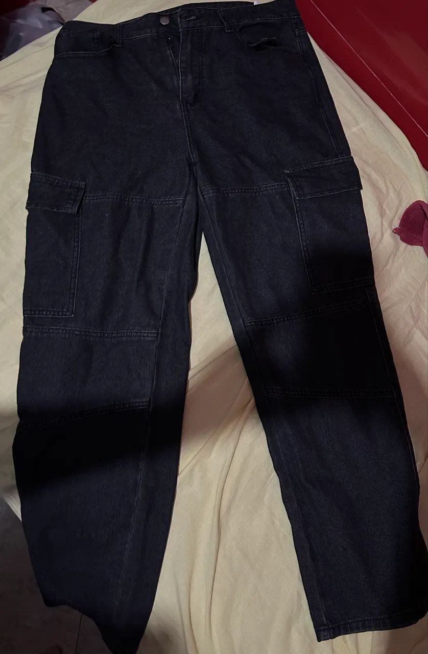 Calça DAZY Cargo - Tamanho M(XL) 