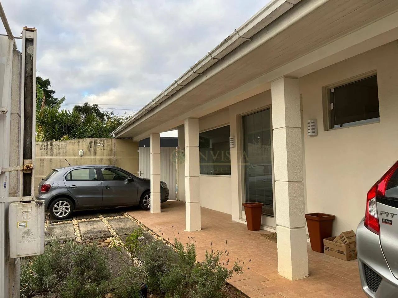 Casa com piscina e 4 quartos em bairro Santa Mônica, Florianópolis. - Foto 4