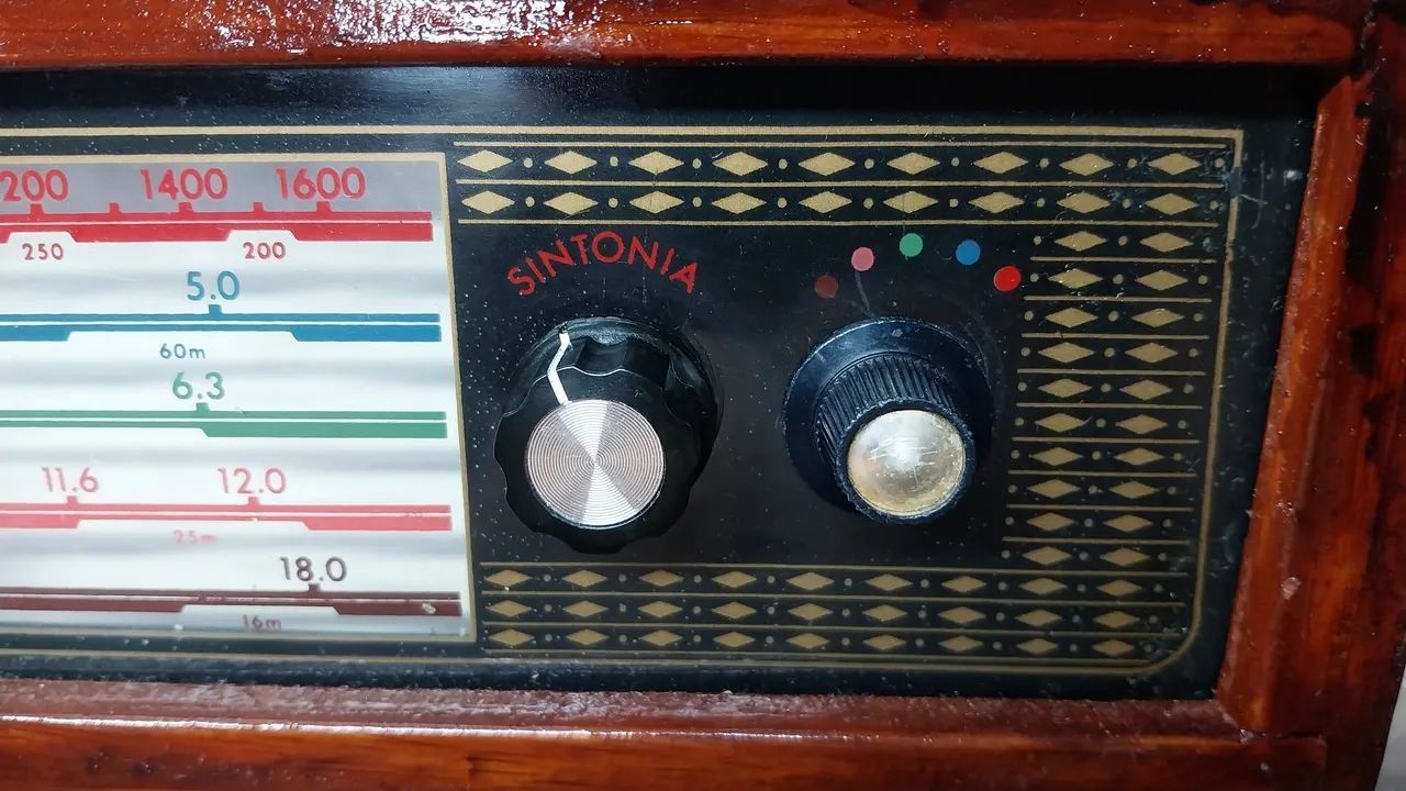 Radio antigo Spacial 5 faixas  - Foto 4