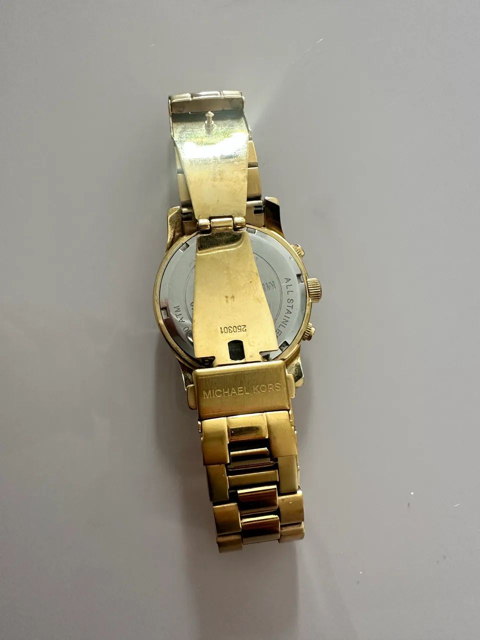 Relógio Michael kors original pouco tempo de uso  - Foto 4