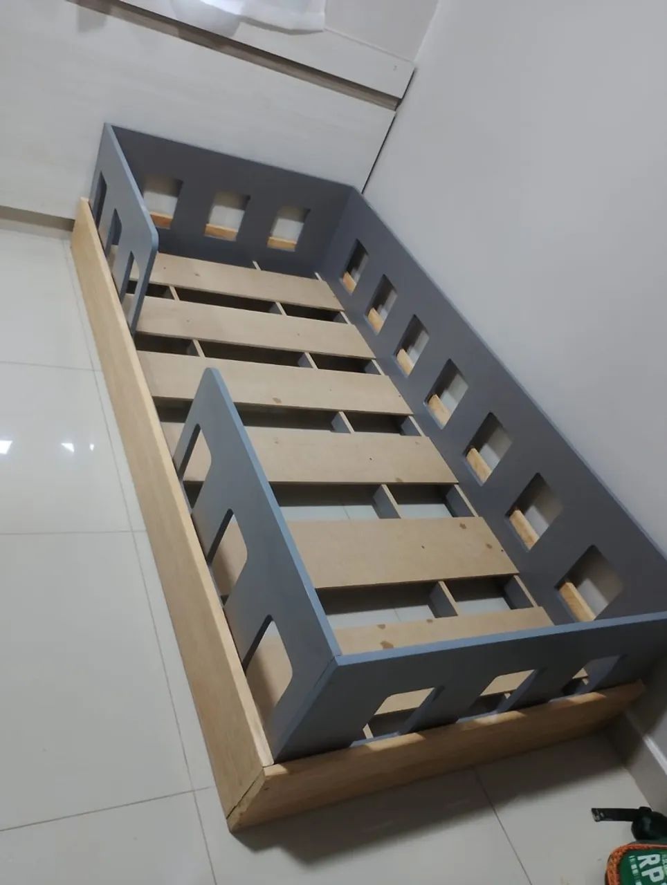 Cama infantil , vendo colchão também 