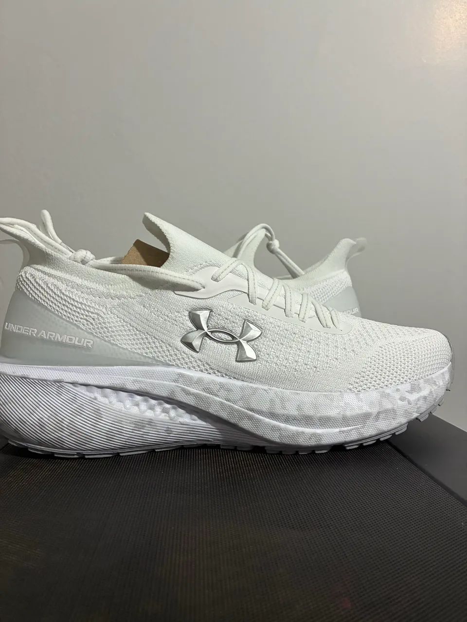 Under Armour Charged Quicker 2 Branco 