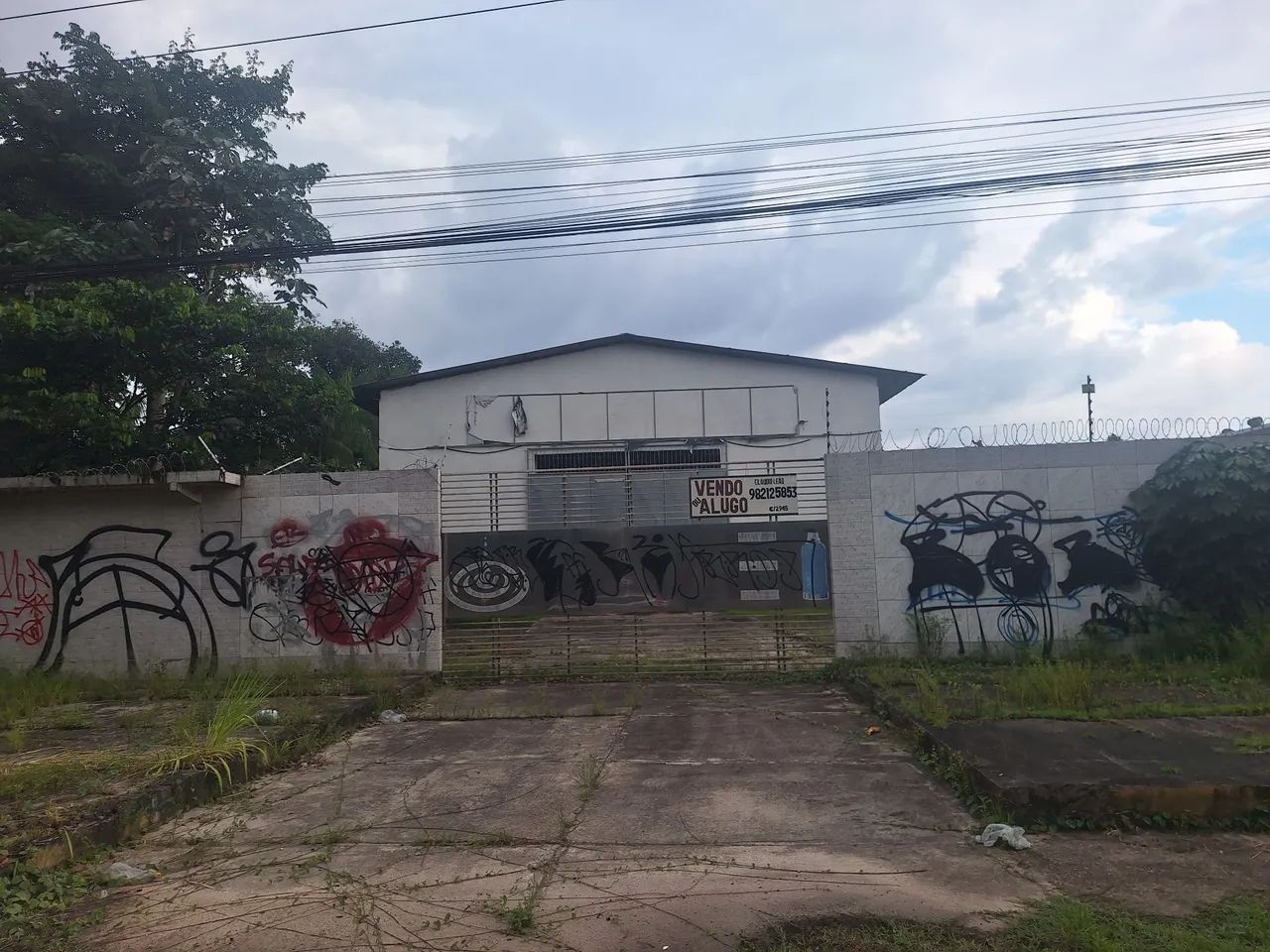 Terreno 20x80 com galpão 750m 2 aluguel 10 mil