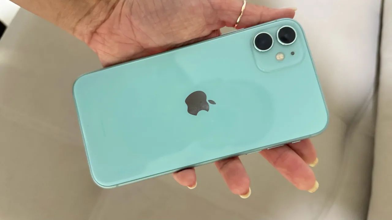 iPhone 11