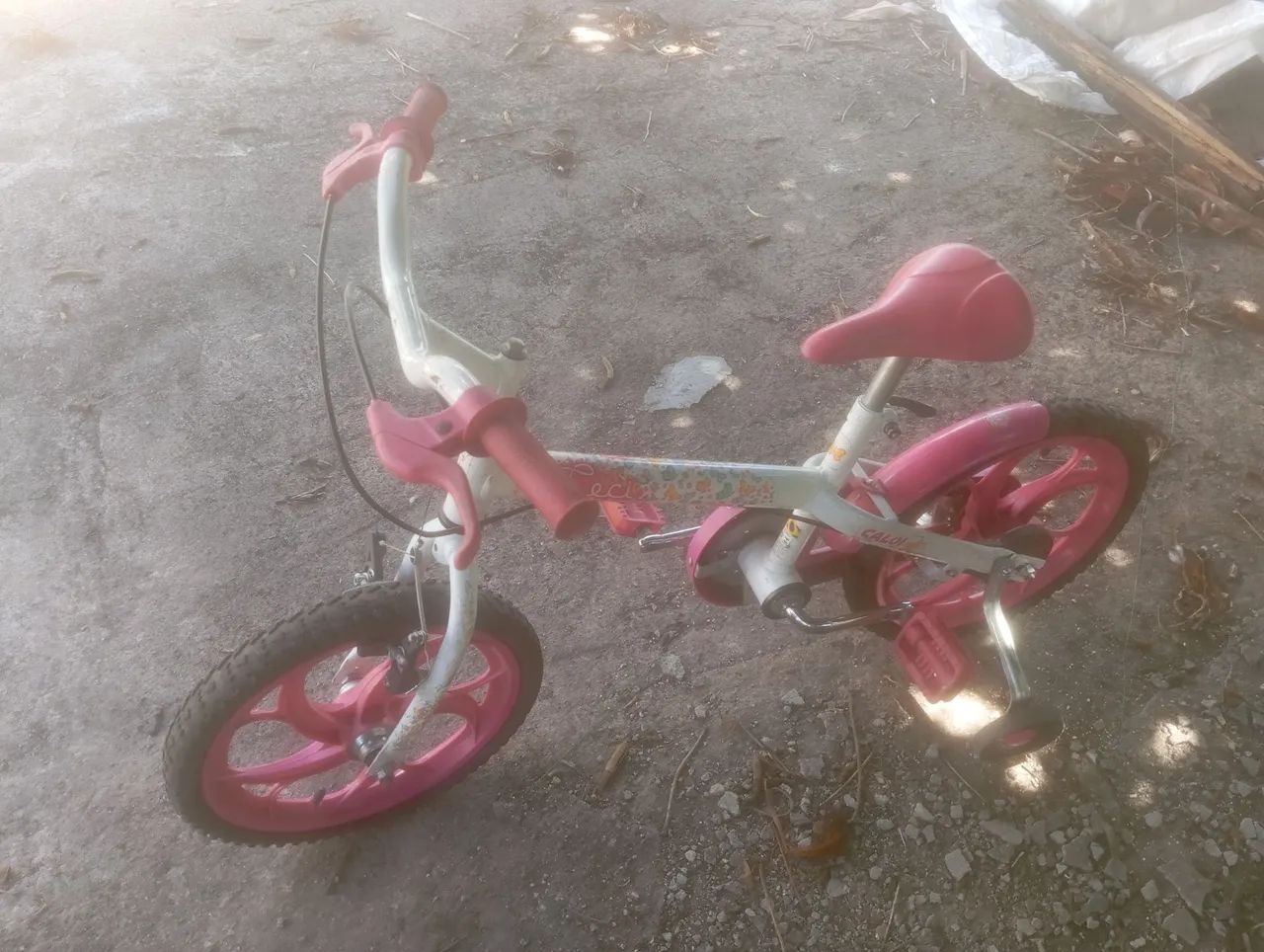 Bicicleta infantil.280,00