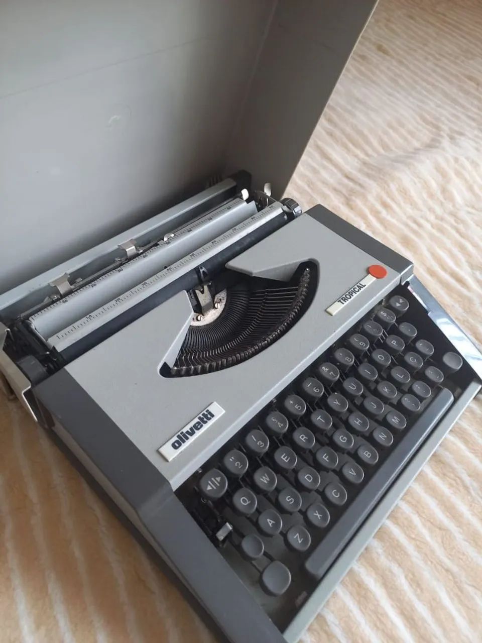 Máquina de escrever Olivetti Relíquia  - Foto 2