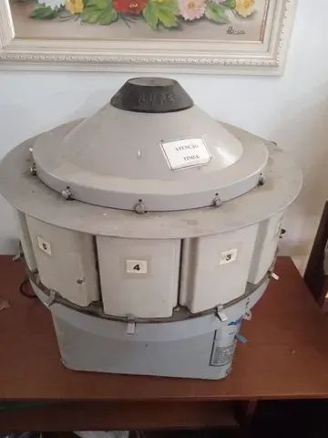 Processador de tecidos laboratorial