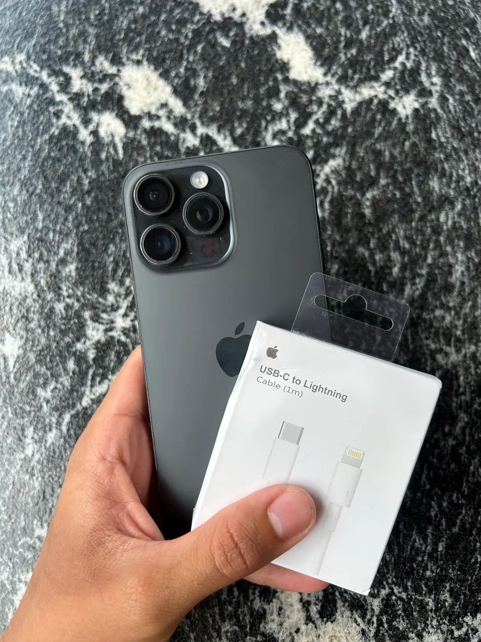 iPhone 15 Pro Max- 1tb 