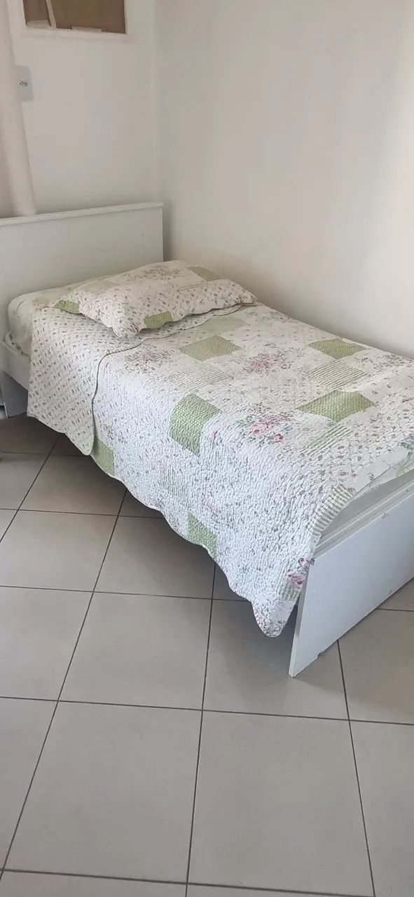 Cama Solteiro com colchão 