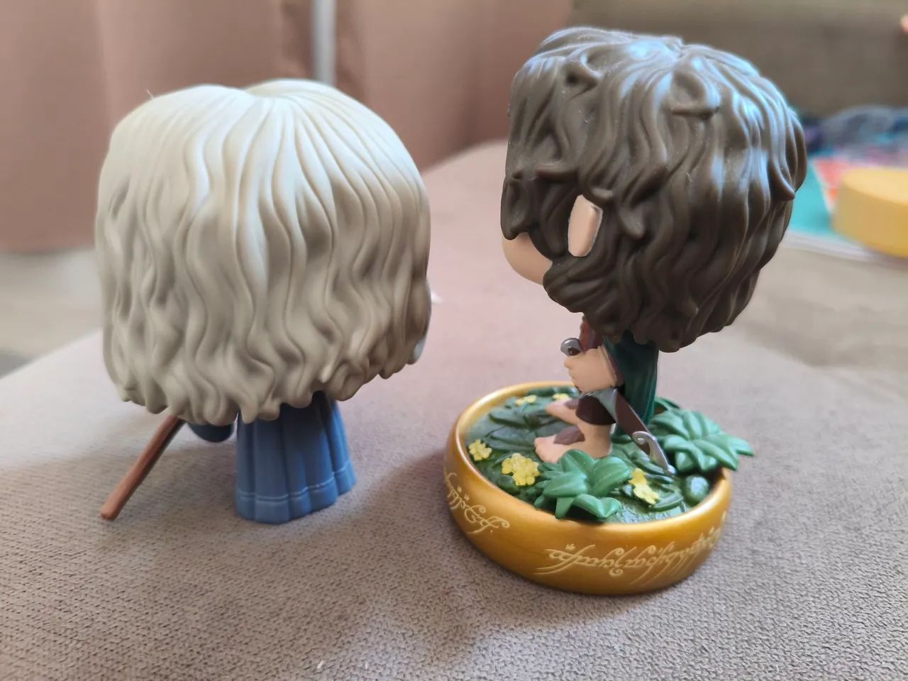 Vende-se dois funko pop senhor dos aneis - Foto 3