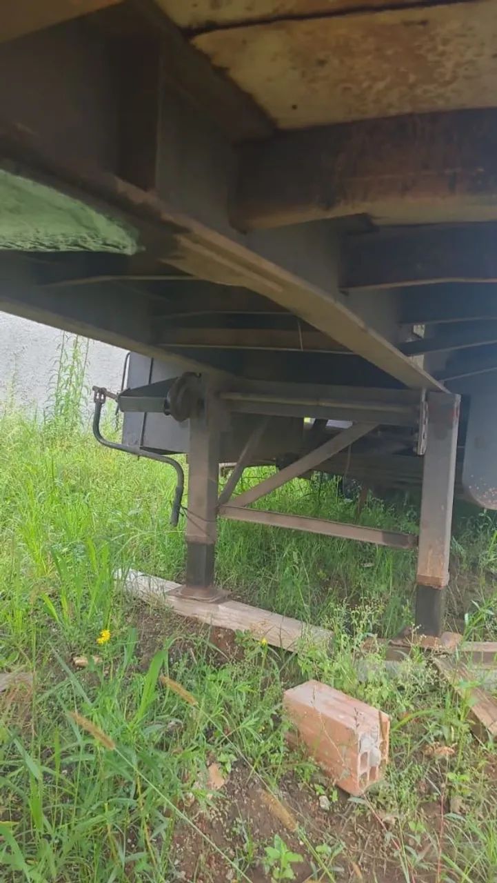 Vende carreta Rondônia 2001 grade Baixa .sem pneu 30.000 ac.troca por carro . - Foto 8