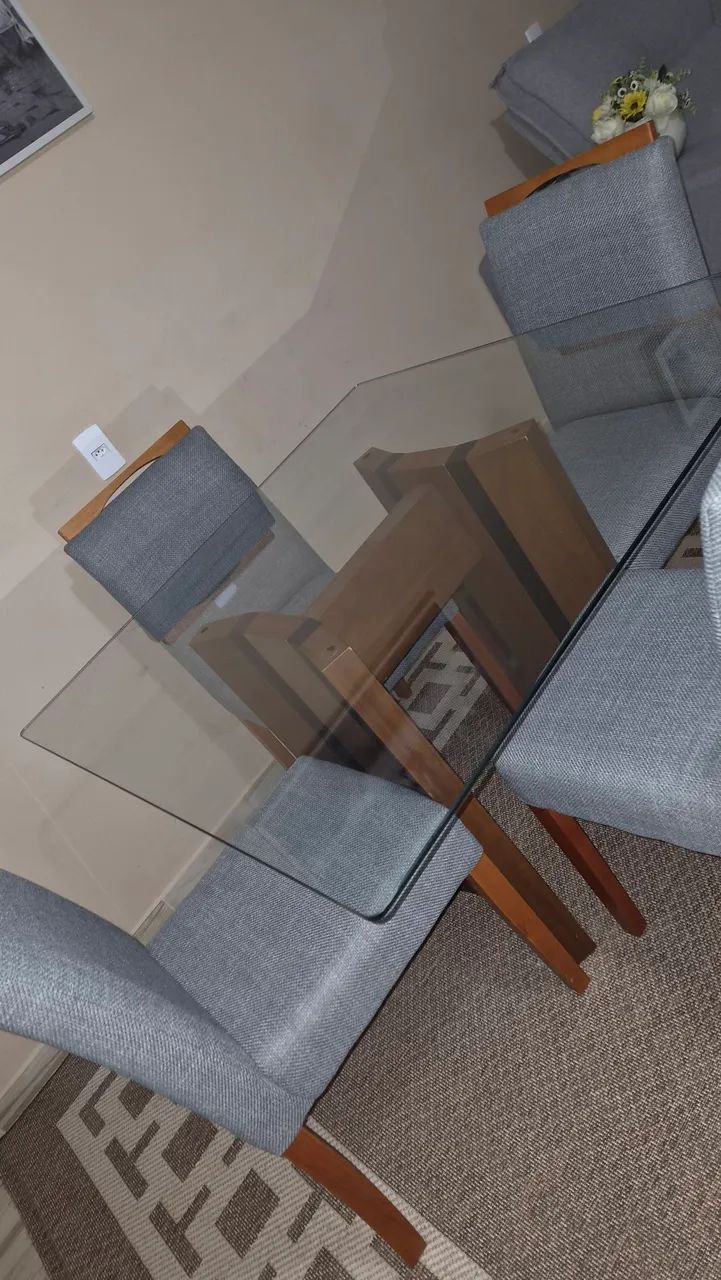 Mesa de vidro com 4 cadeiras - Foto 2