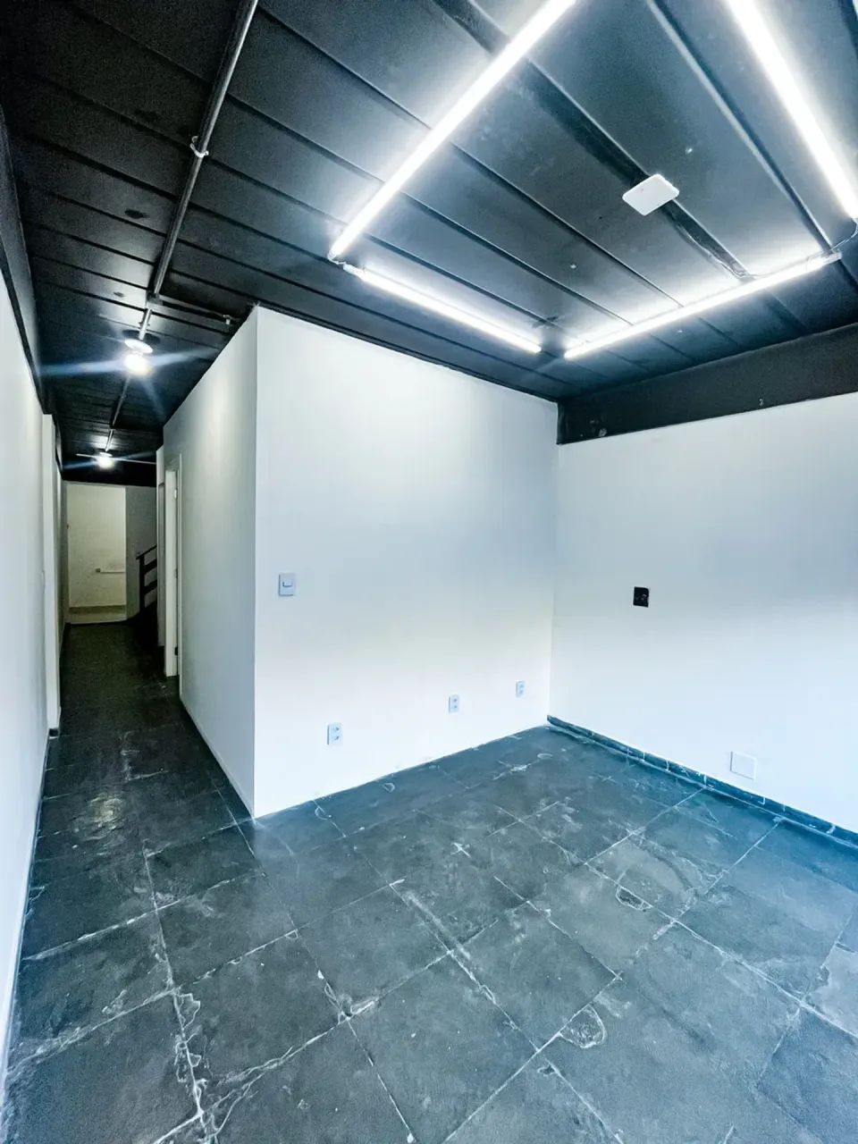 Aluga-se loja comercial - Itaipava - Foto 2