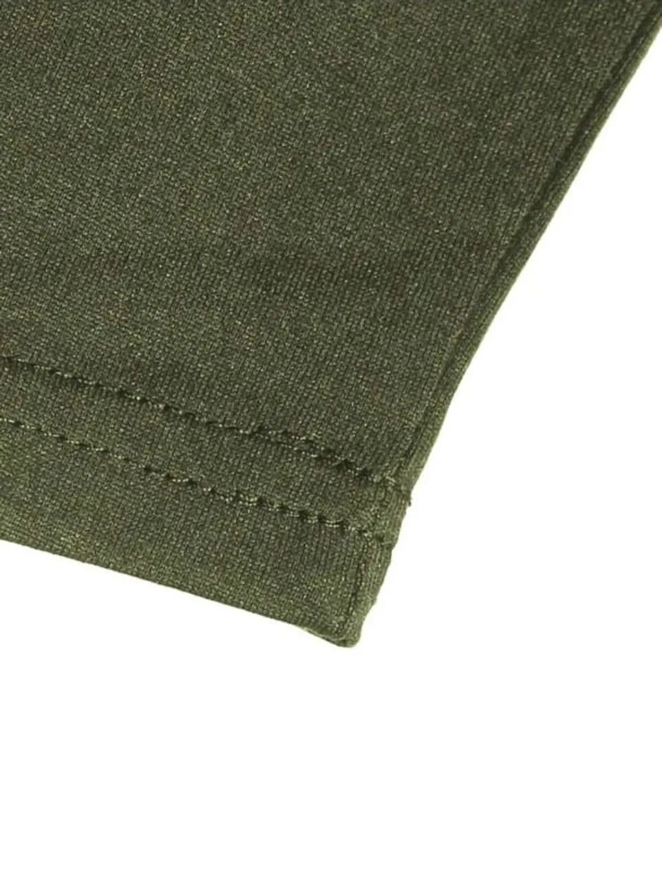 Camiseta Verde Militar Sólida Manfinity - Foto 3