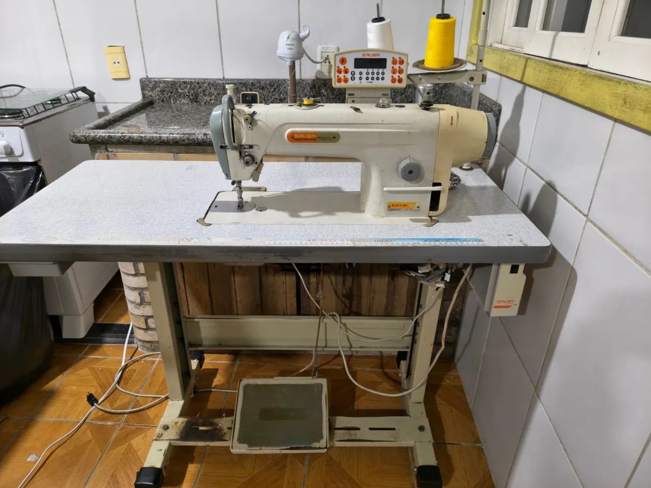 Vendo máquina de costura industrial reta - Foto 2