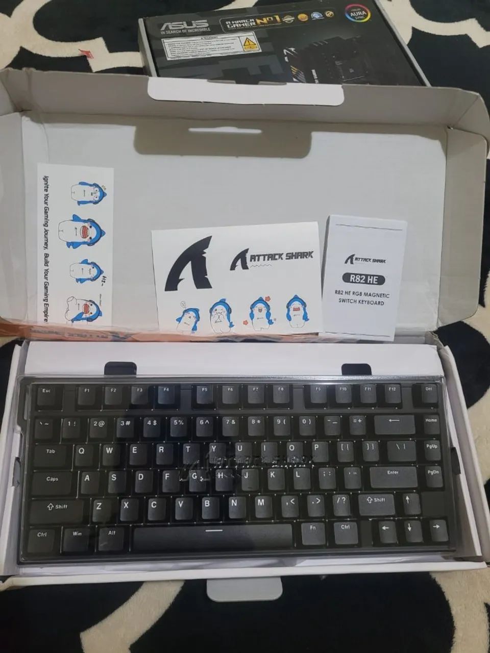 Placa mãe Asus e teclado gamer  - Foto 5
