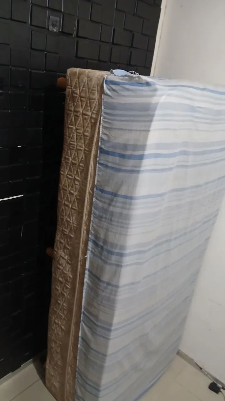 Cama de solteiro Usada  - Foto 2