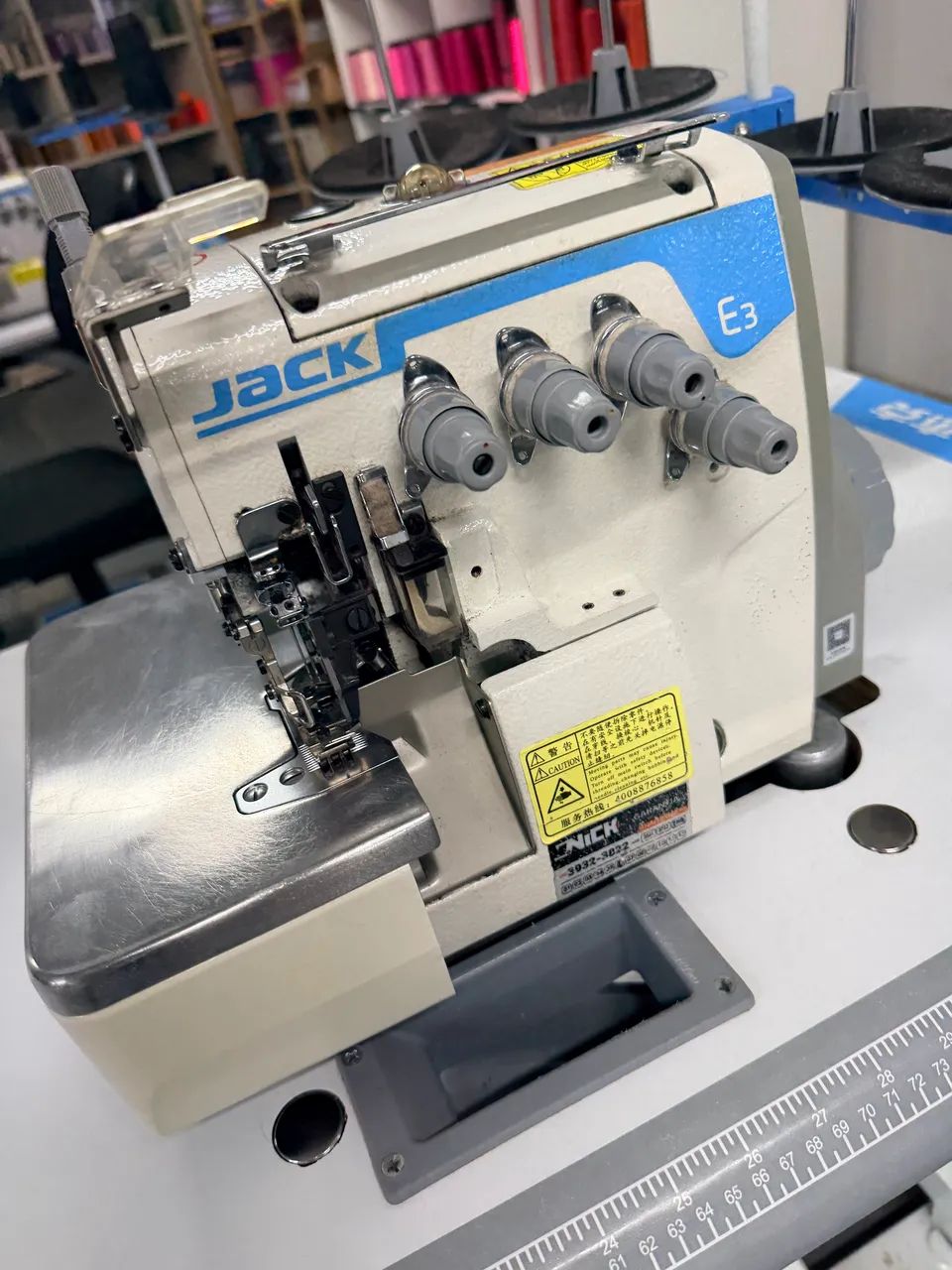 Overloque Industrial Jack E3 4 Fios
