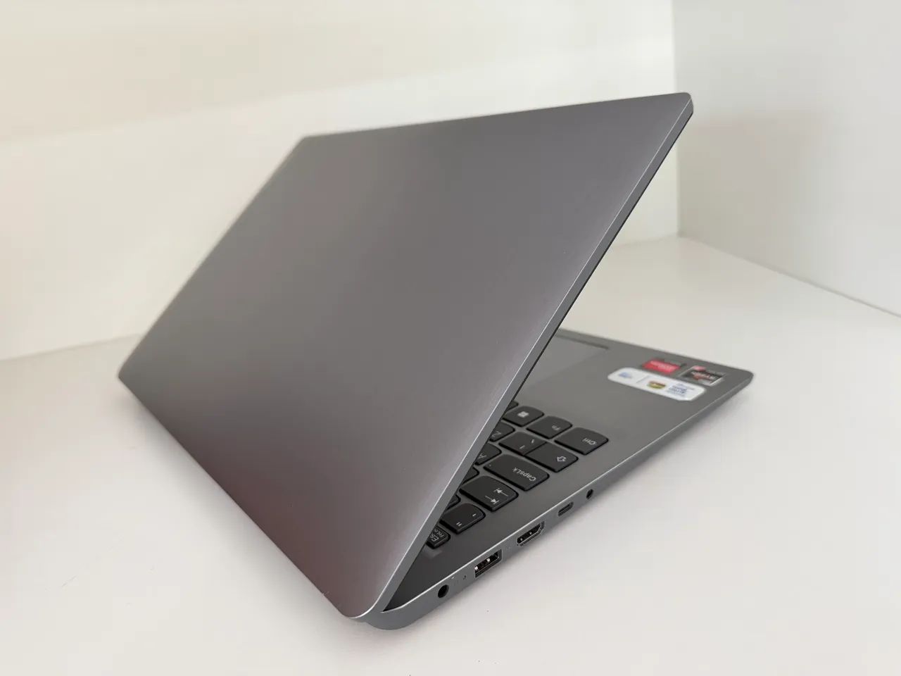 Notebook Lenovo Ideapad 3 Ryzen 5, Amd 2GB - Foto 3
