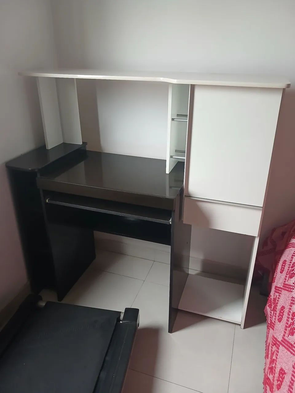 Escrivaninha completa