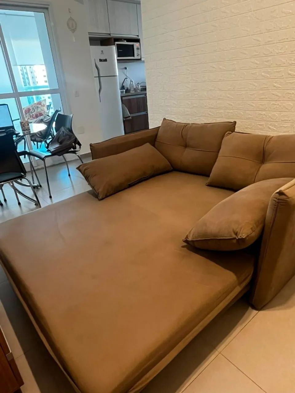  Sofá Cama Chaise Suede Caramelo - Pouco usado