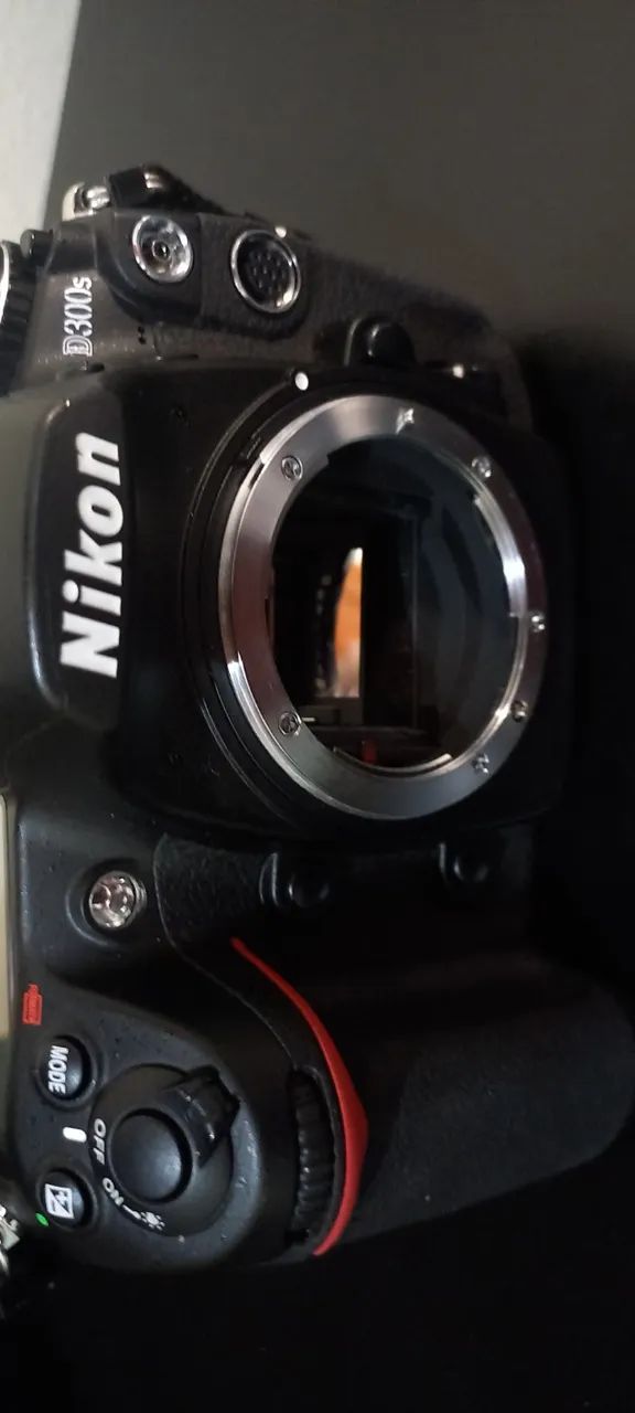 Nikon D300s - Foto 4