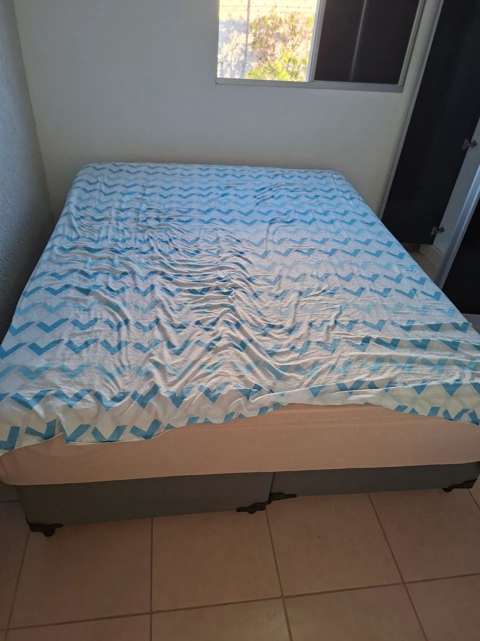 Cama queen size com colchão New Quality - Foto 3