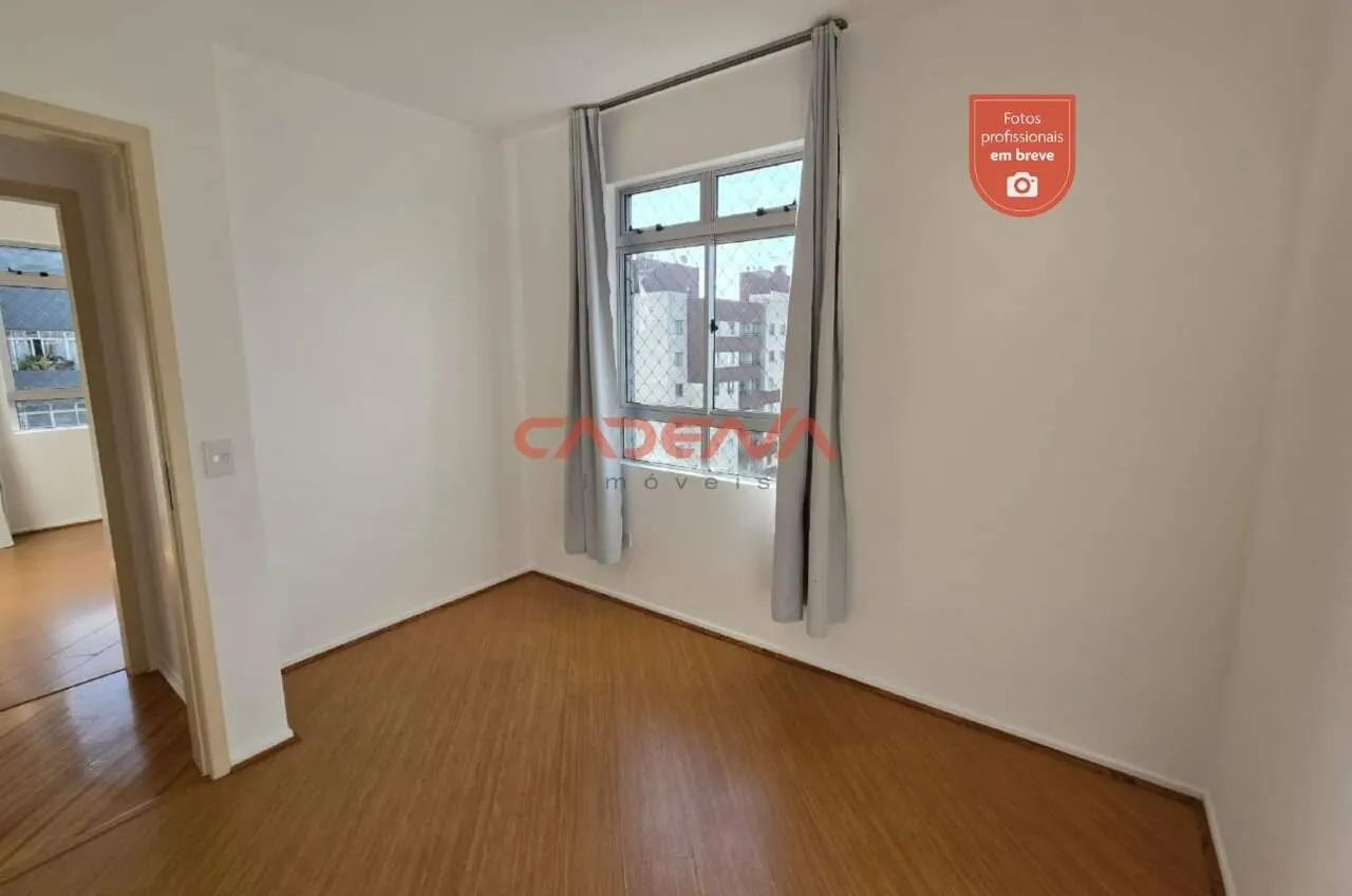 Apartamento com 3 quartos e 2 vagas para aluguel no Cabral - Foto 8