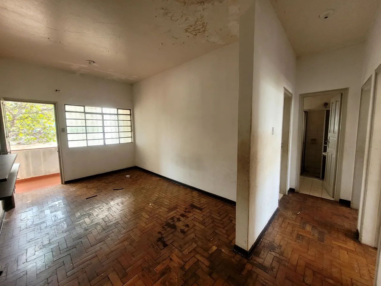 Alugo apartamento, com ótima localização na região central - Foto 5