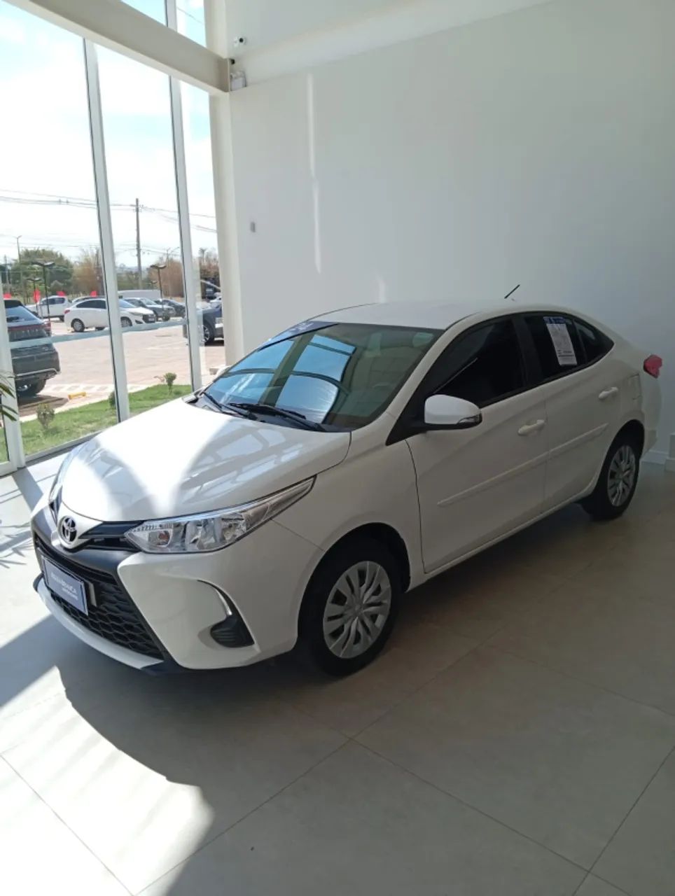 Toyota Yaris XL SEDAN 1.5 FLEX 16V 4P AUT. 2024