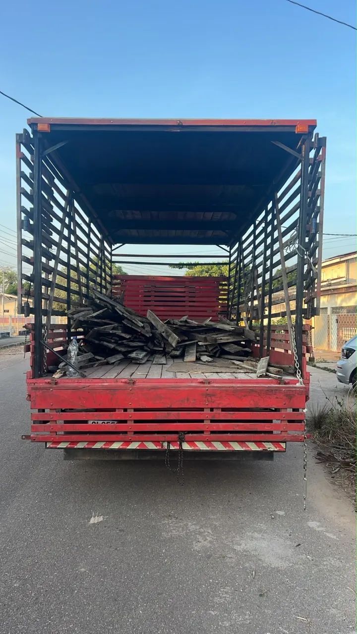 Carroceria Caminhão 3/4 - Foto 2