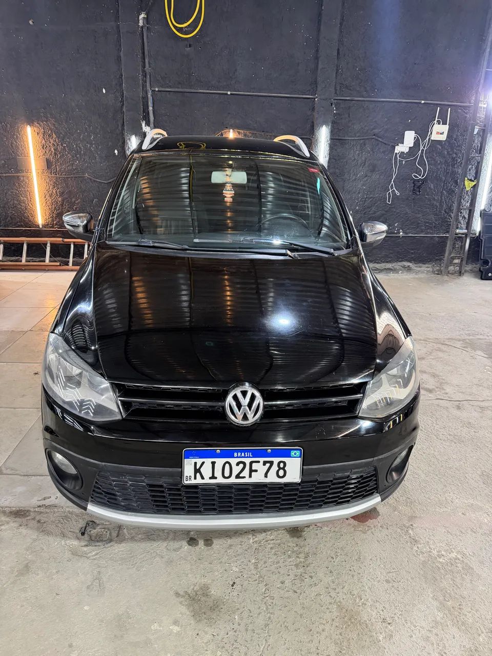 Volkswagen Crossfox CROSSFOX 1.6 Mi Total Flex 8V 5p 2011