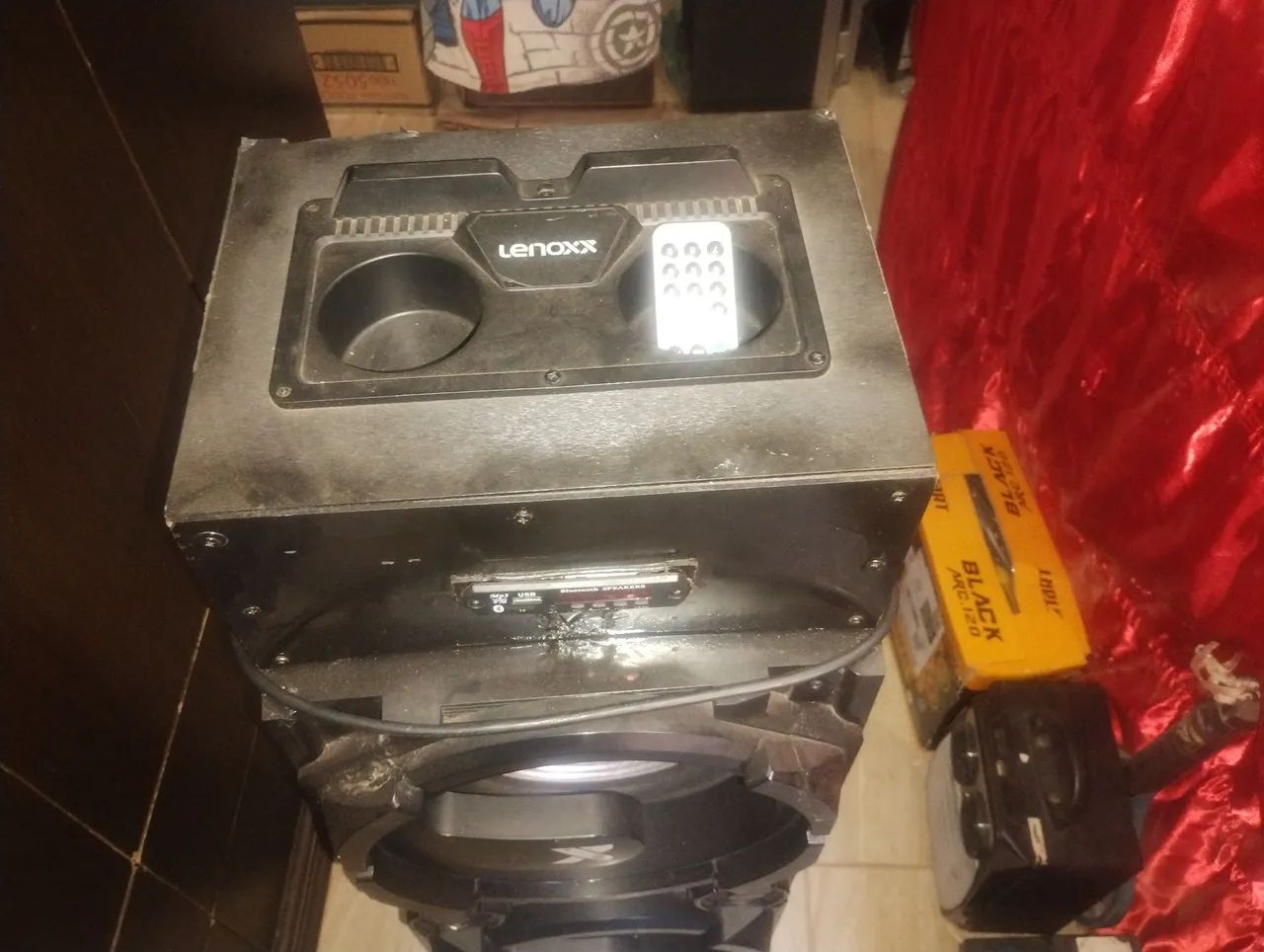 Vendo Caixa de som amplificada Residencial, tem Bluetooth  - Foto 3