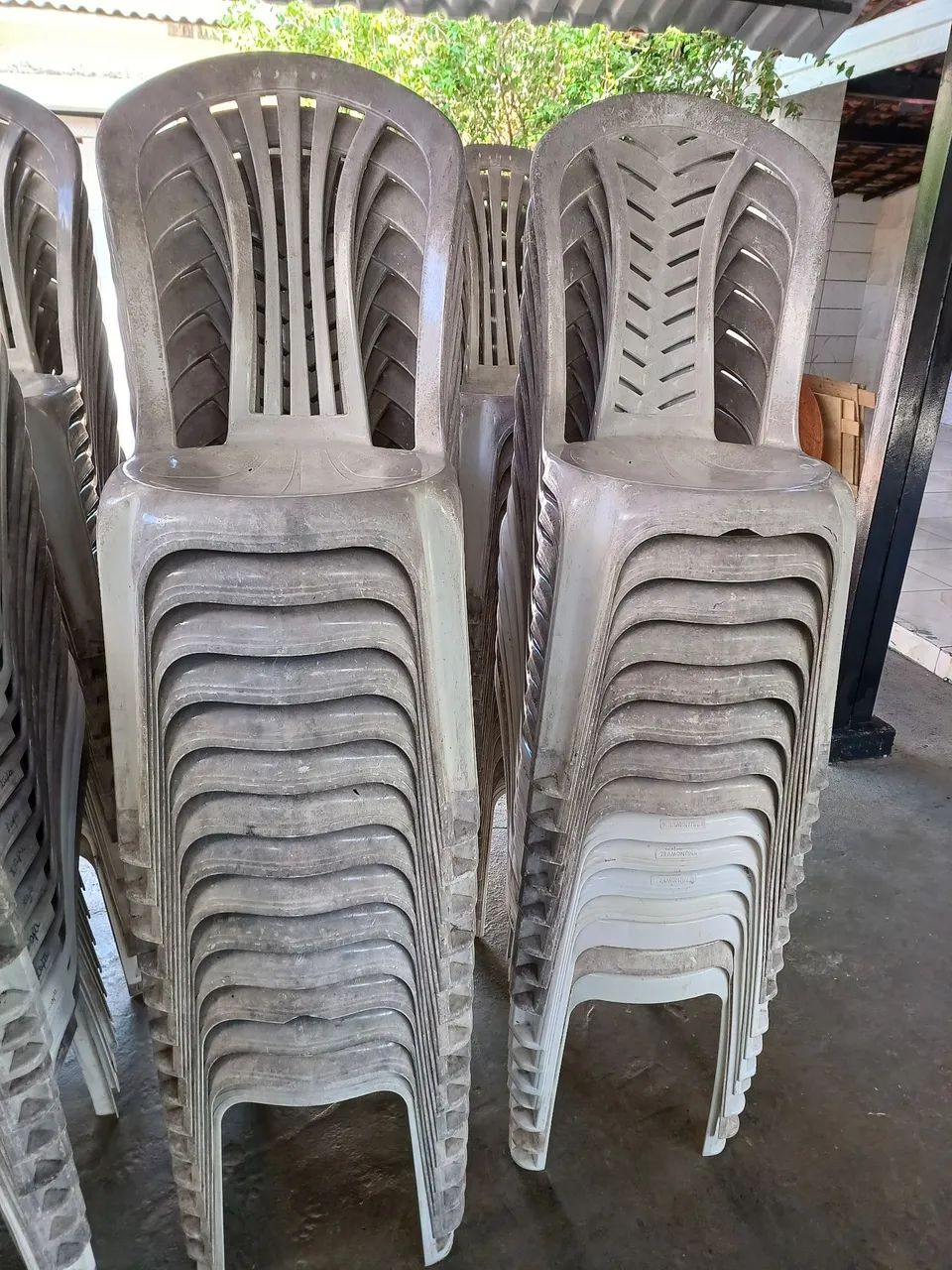 Cadeiras de Plástico - Foto 2