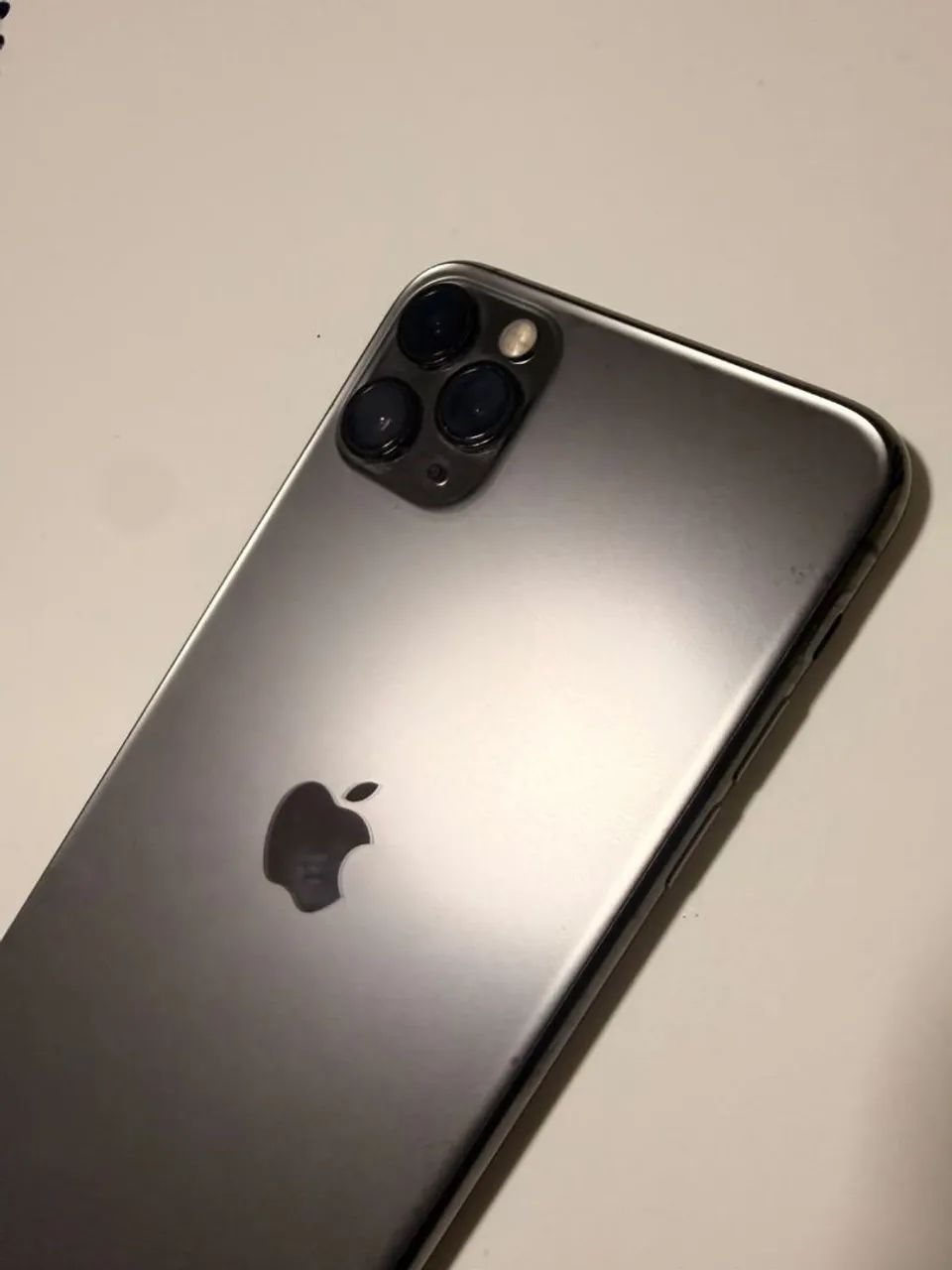 iPhone 11 Pro Max 512GB Cinza-Espacial - Excelente Estado