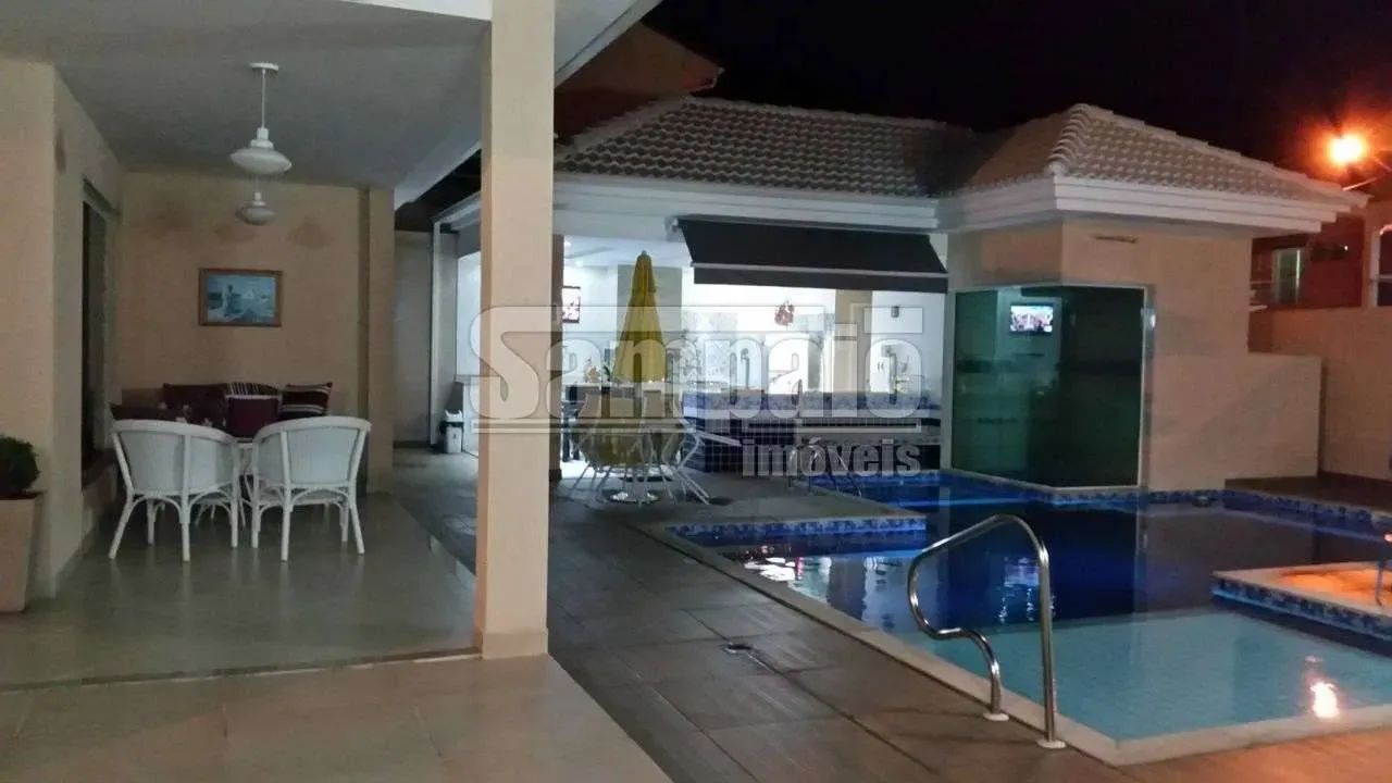 Campo Grande | Casa 6 quartos, sendo 6 suites