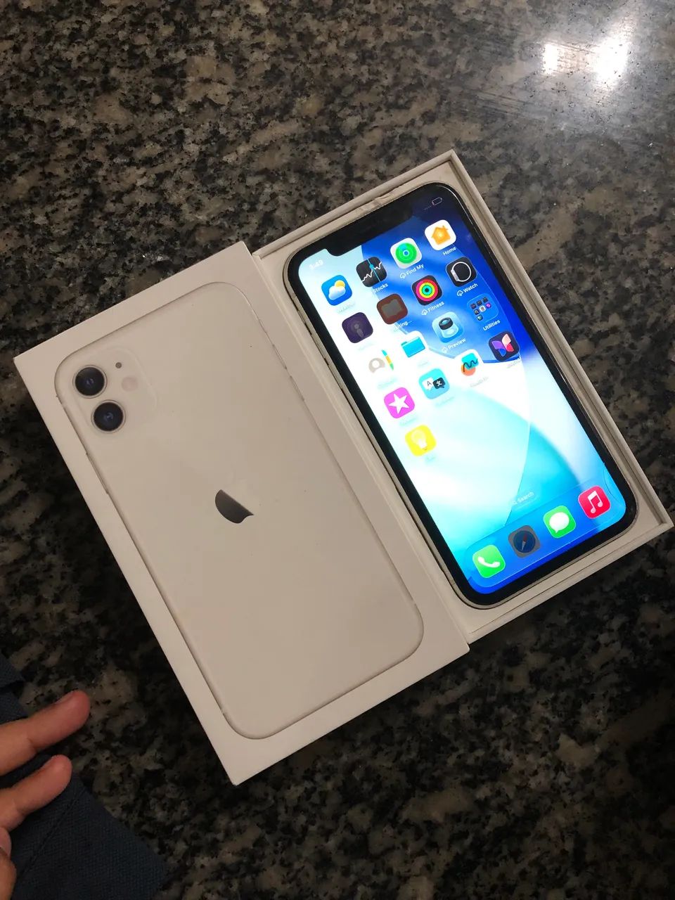 iPhone 11