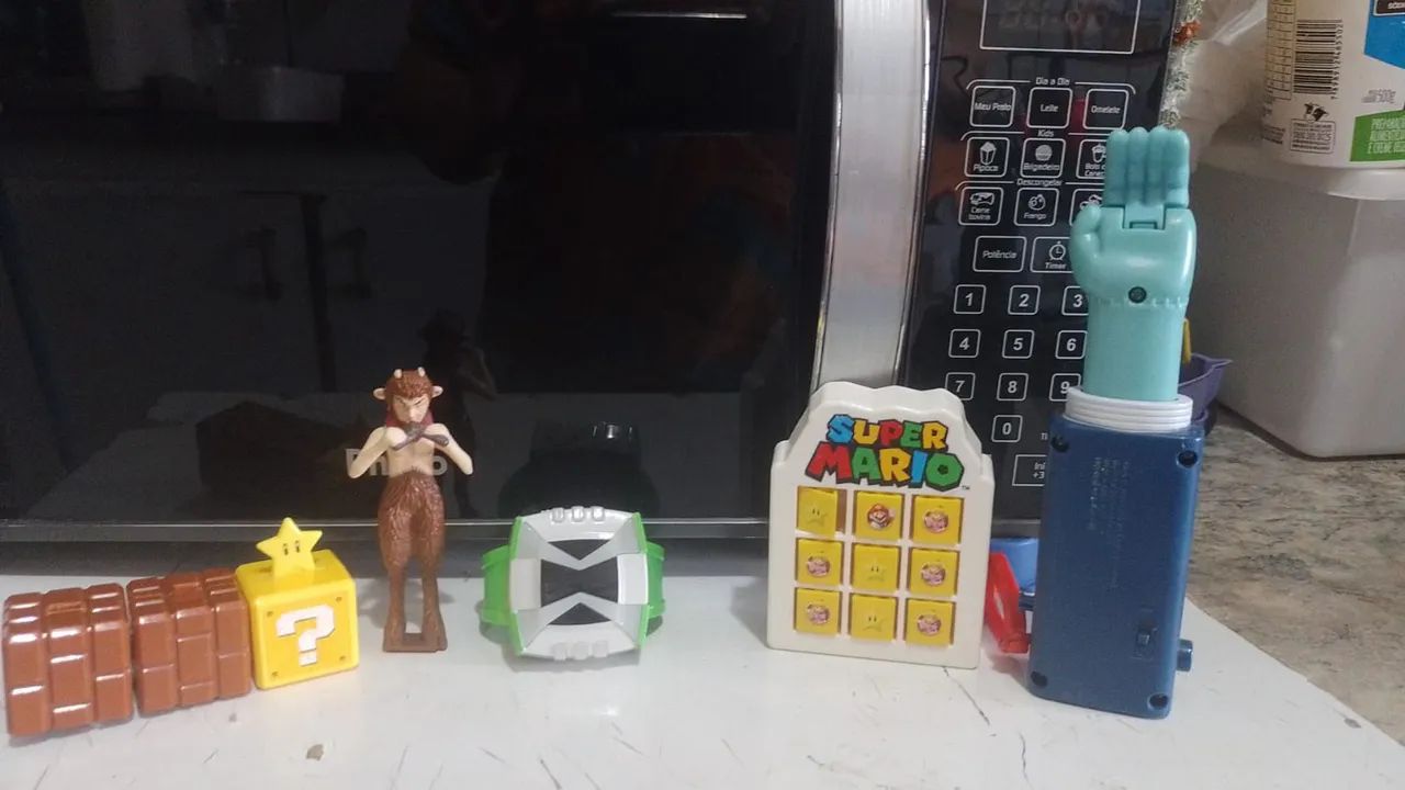 Brinquedo MC Donald's e diversos 10 reais cada  - Foto 5