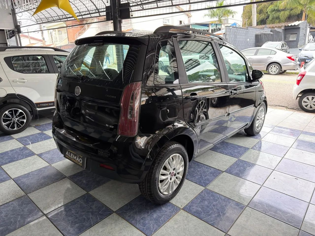 Fiat Idea ESSENCE Dualogic 1.6 Flex 16V 5p, foto 9 de 11