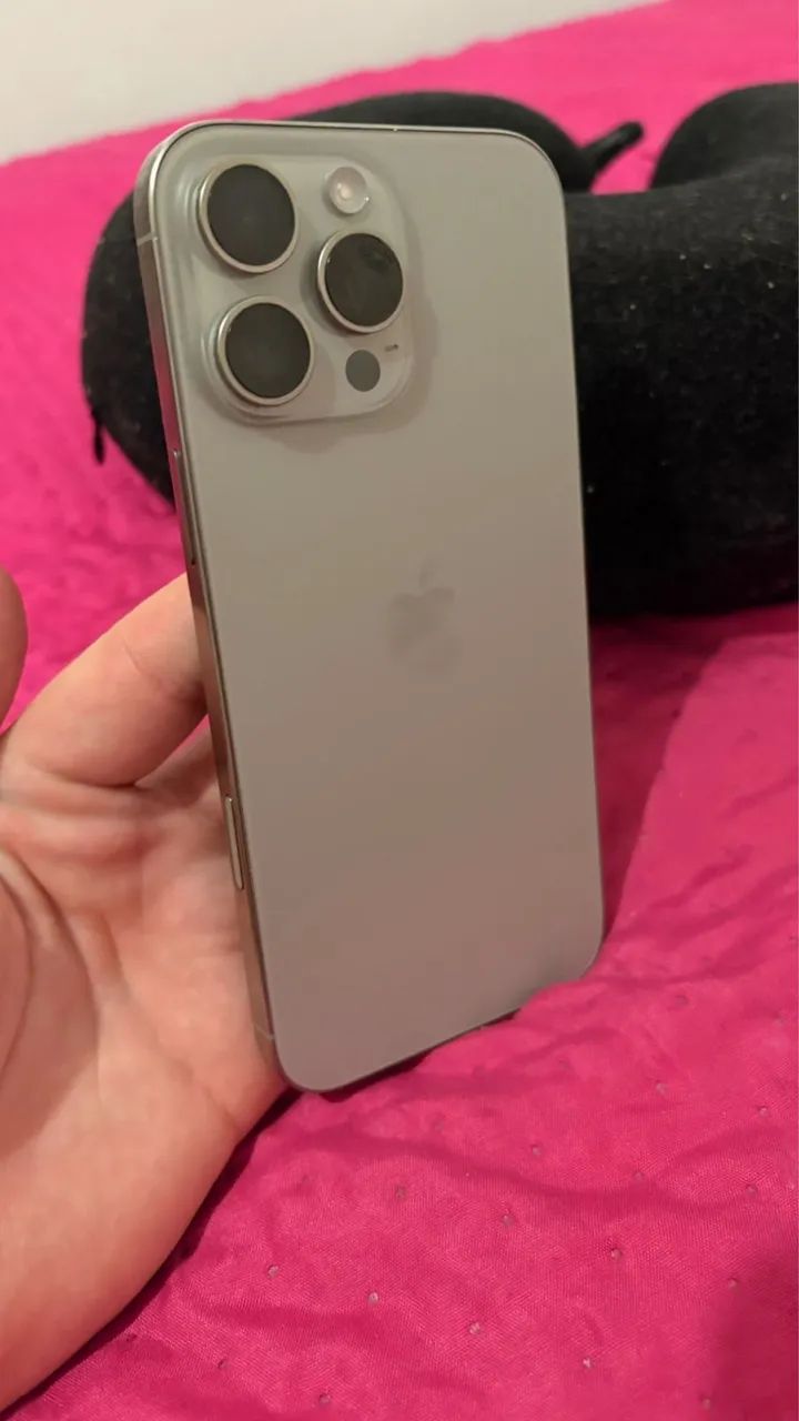 iPhone 16 pro max  - Foto 2