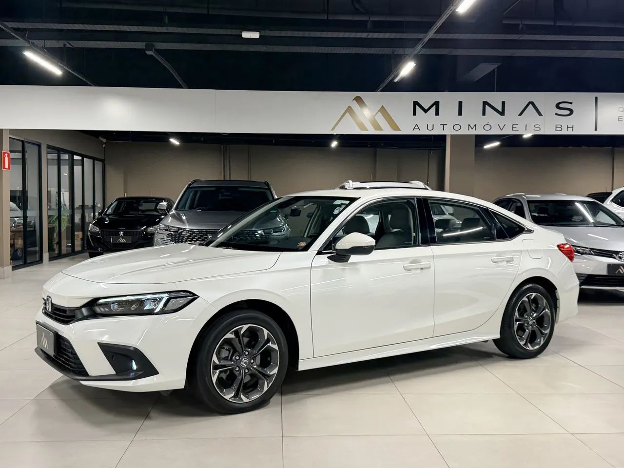 Honda Civic Civic Sed.Touring 2.0 16V Aut. (Híbrido) 2024