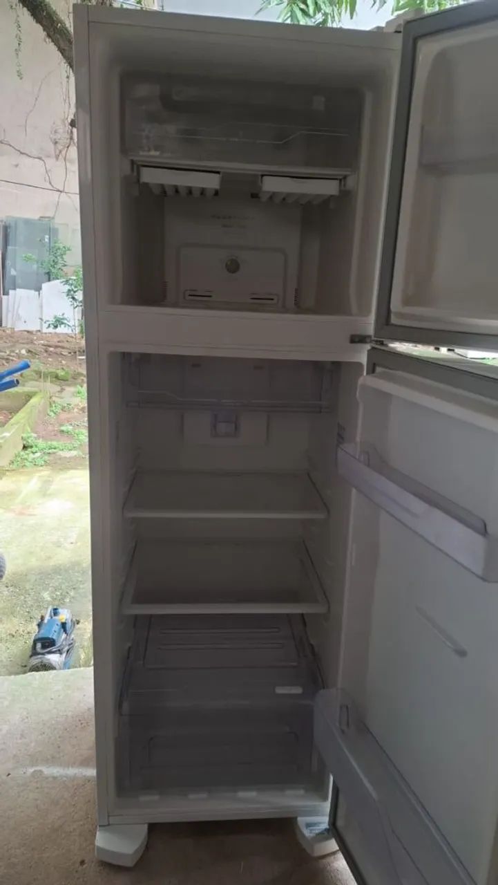 Geladeira Electrolux DFN41 - Foto 2