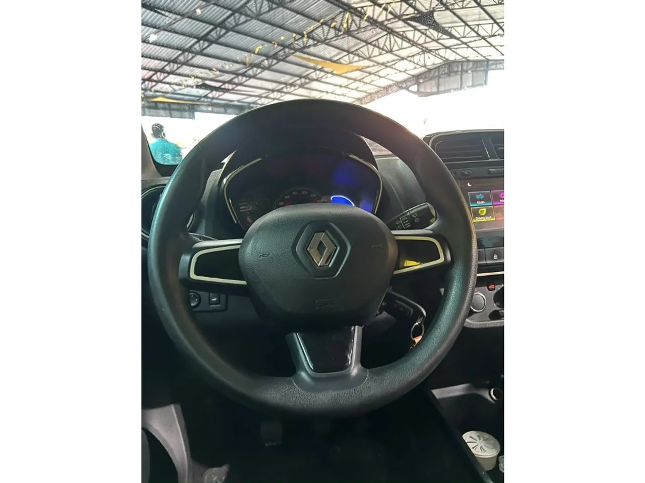 Renault Kwid 1.0 Intense 2018 - Foto 5