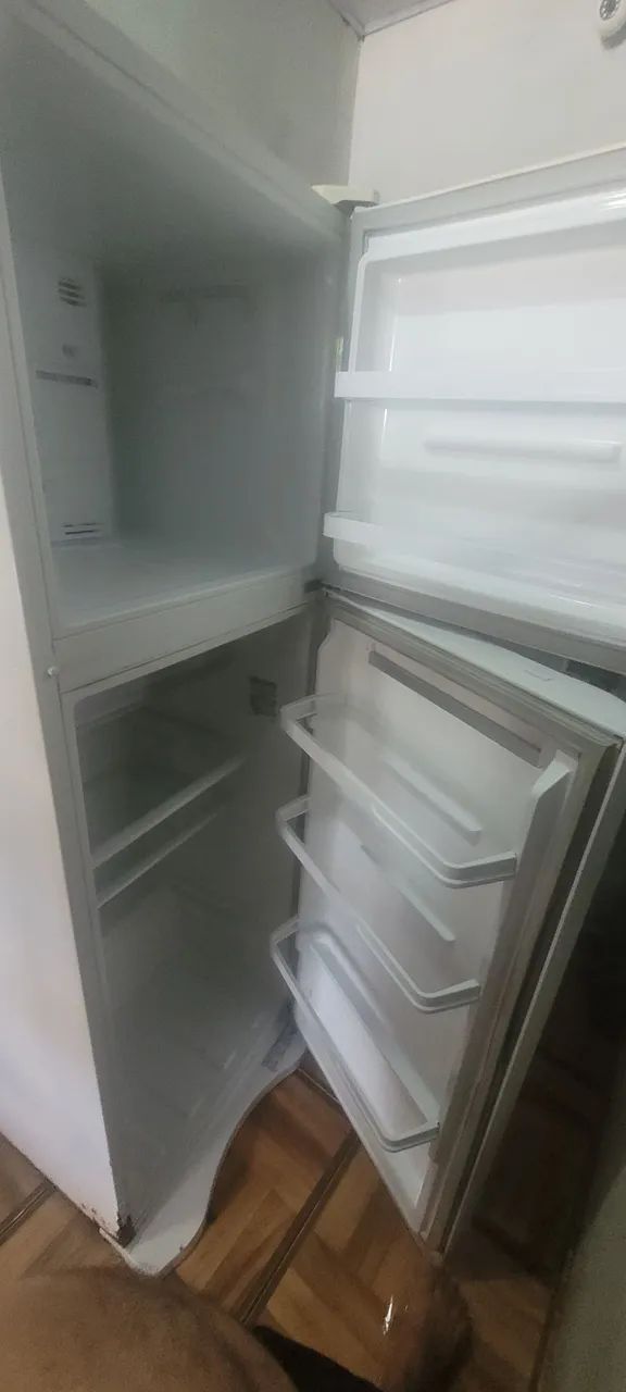 GELADEIRA